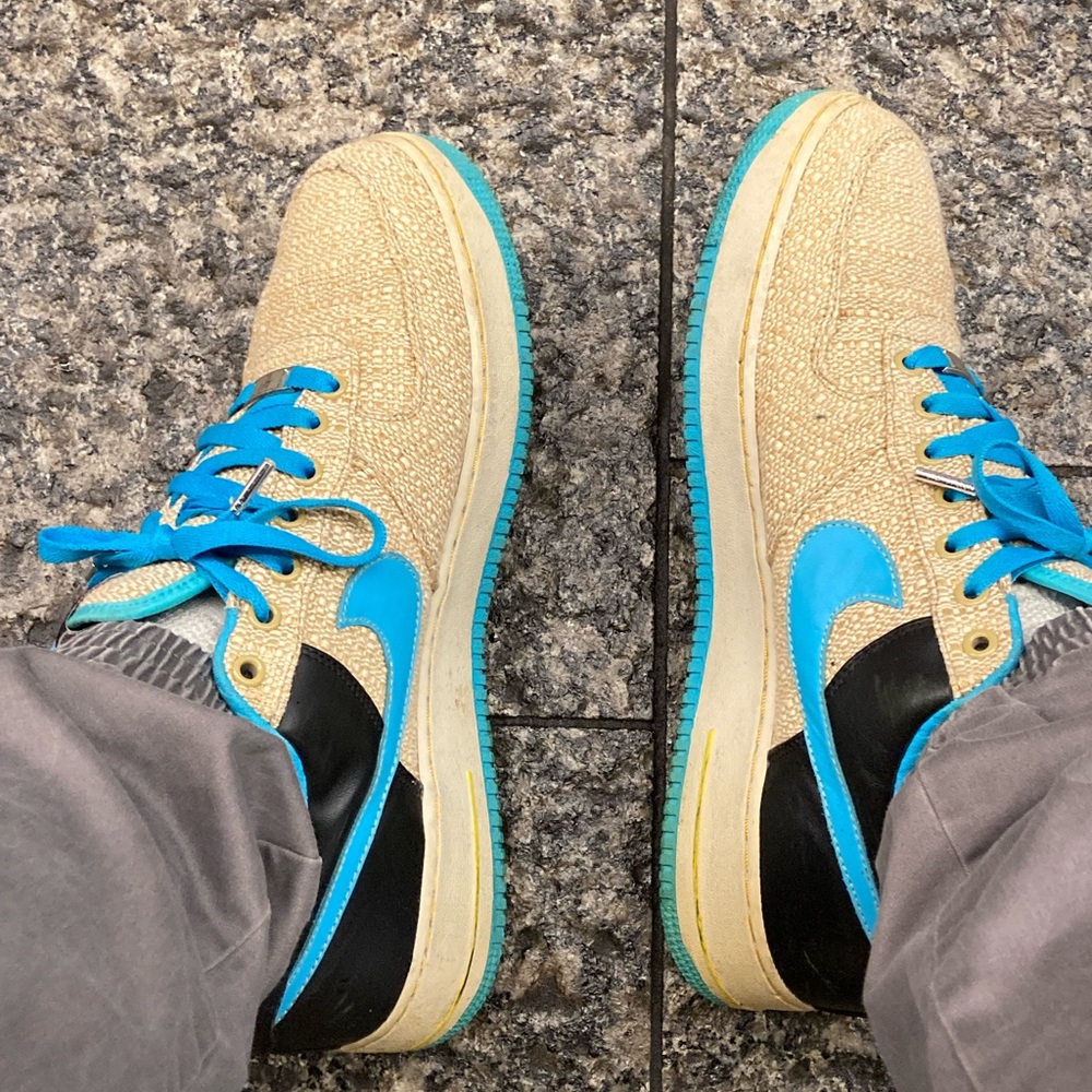 The Nike Air Force 1 Premium '07 Mychal Thompson 'Original Six'